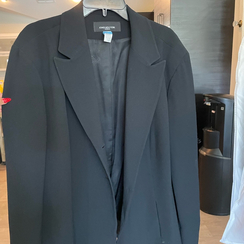 Jones New York Women's Classic Black Blazer